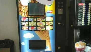 115 ks prodejních automatů